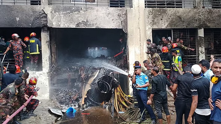 মাইলস্টোনে বিমান দুর্ঘটনায় নিহত বেড়ে ৩৩, হাসপাতালে ৫০ জন