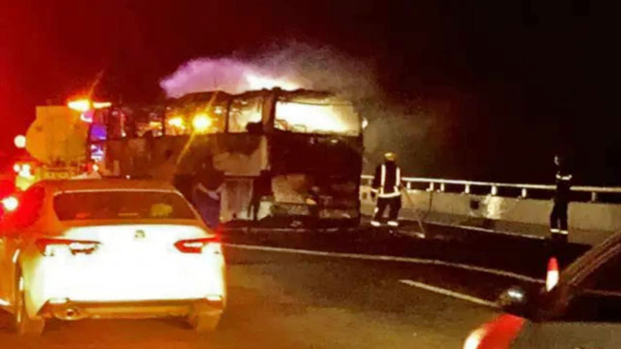 সৌদি আরবে ভয়াবহ বাস দুর্ঘটনা, ৪২ ভারতীয় ওমরাহযাত্রী নিহত